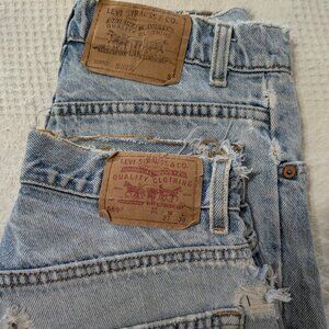 TWO PAIR Levis Sizes 27x30 and 5 Short